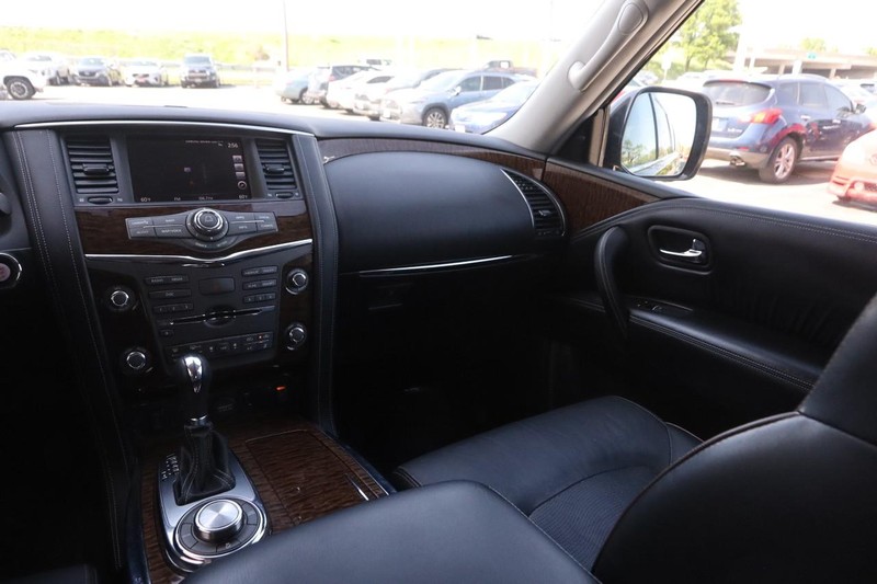 Nissan Armada Vehicle Image 28