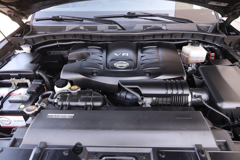 Nissan Armada Vehicle Image 30