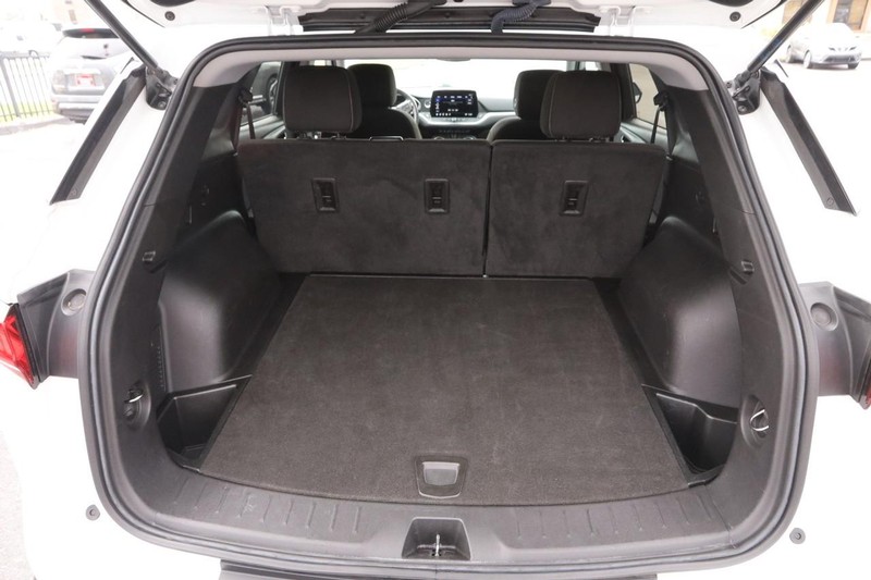 Chevrolet Blazer Vehicle Image 07