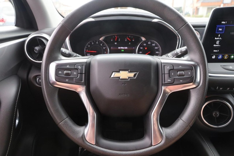 Chevrolet Blazer Vehicle Image 10