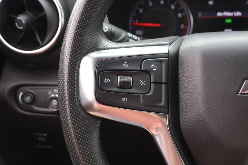 Chevrolet Blazer Vehicle Image 11