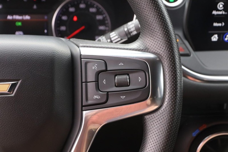 Chevrolet Blazer Vehicle Image 12