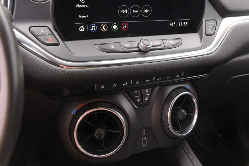 Chevrolet Blazer Vehicle Image 17