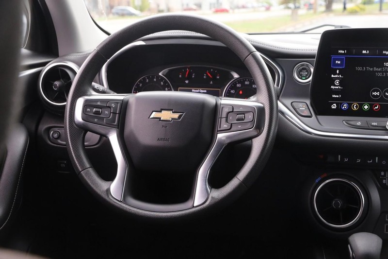 Chevrolet Blazer Vehicle Image 22