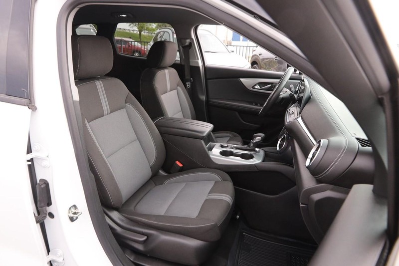 Chevrolet Blazer Vehicle Image 25