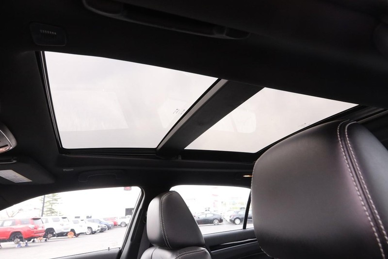 Chrysler 300 Vehicle Image 09