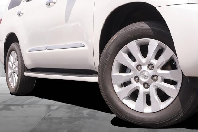 Toyota Sequoia Vehicle Image 03