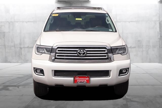 Toyota Sequoia Vehicle Image 04