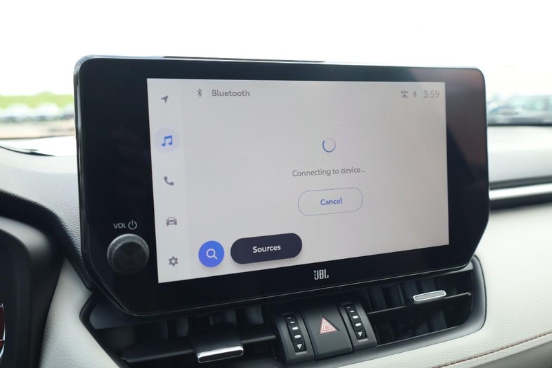 Toyota RAV4 Vehicle Image 12