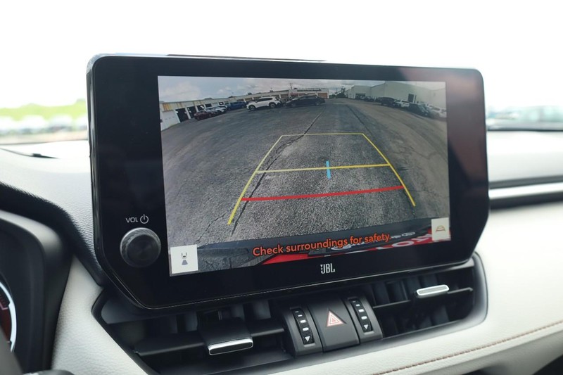 Toyota RAV4 Vehicle Image 14