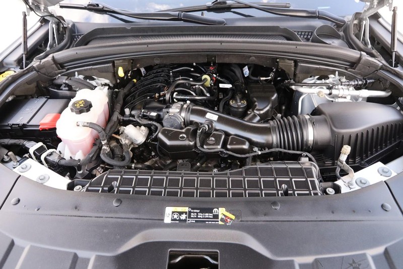 Jeep Grand Cherokee L Vehicle Image 30