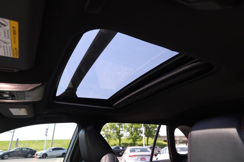 Toyota RAV4 Prime Vehicle Image 10