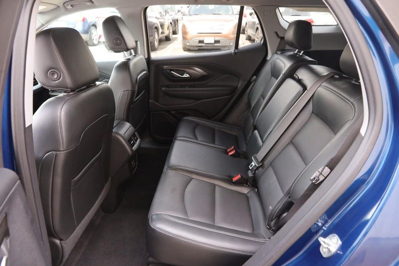 GMC Terrain Vehicle Image 10