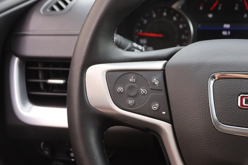 GMC Terrain Vehicle Image 12