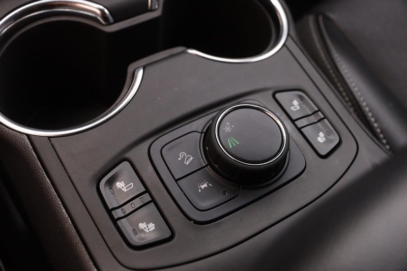 GMC Terrain Vehicle Image 19