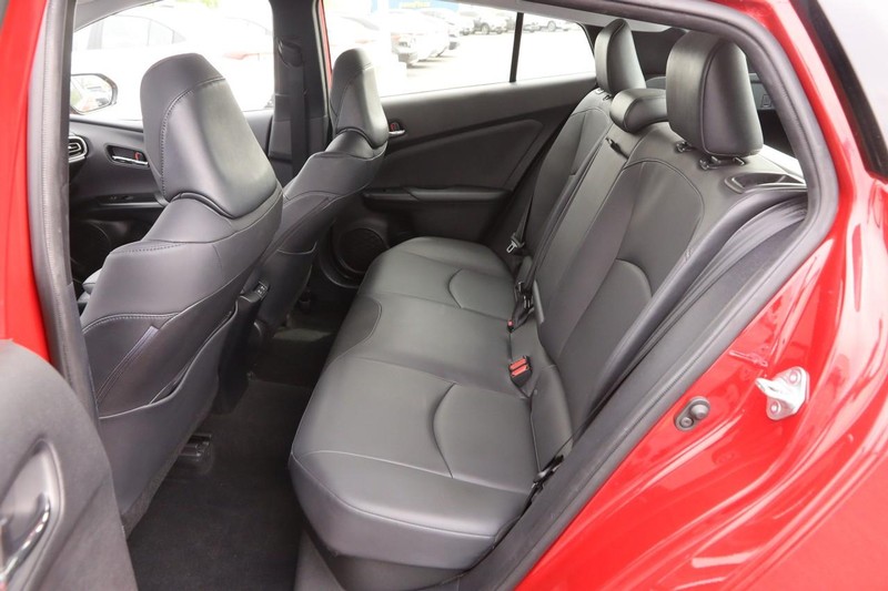 Toyota Prius Vehicle Image 10