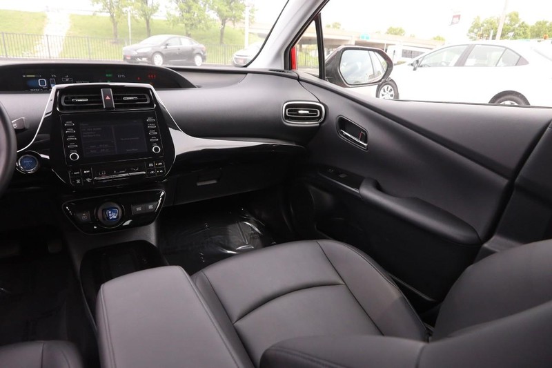 Toyota Prius Vehicle Image 25