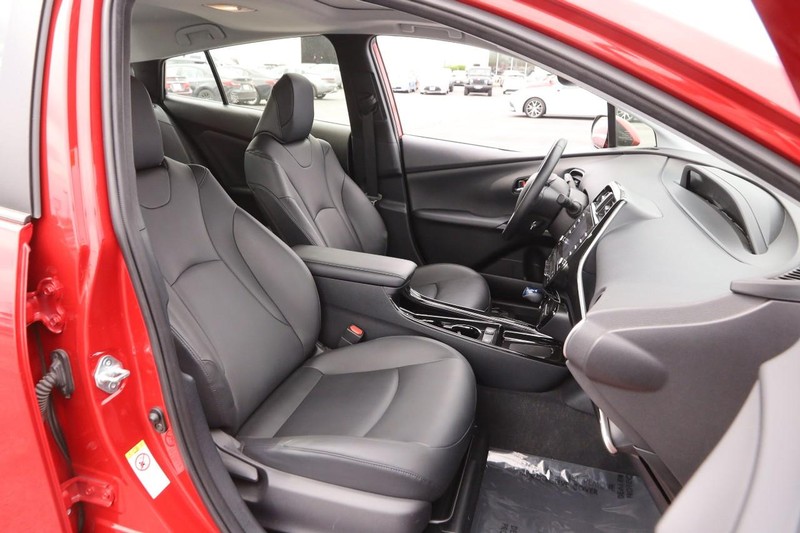 Toyota Prius Vehicle Image 26