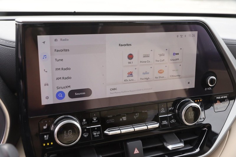Toyota Highlander Vehicle Image 18