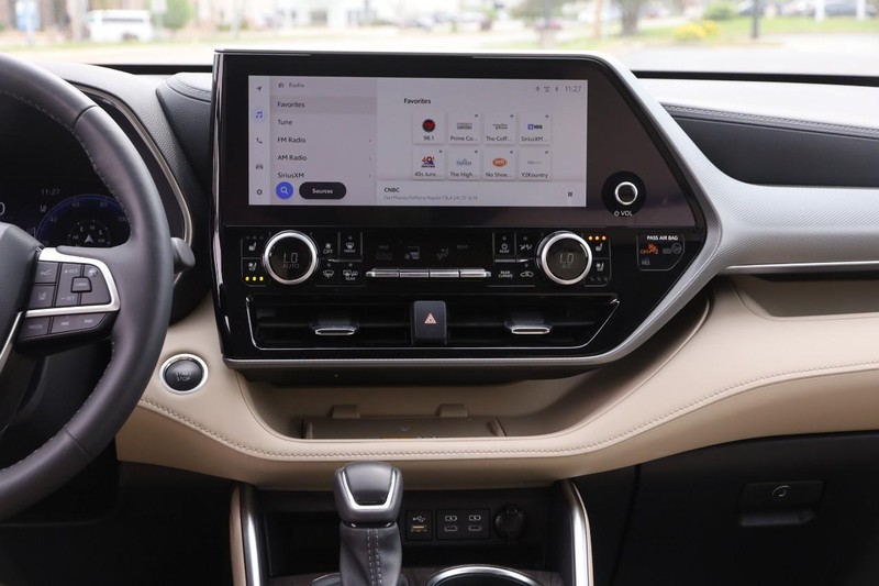 Toyota Highlander Vehicle Image 27