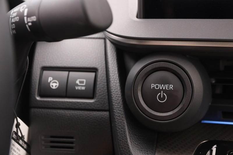 Toyota Prius Vehicle Image 16
