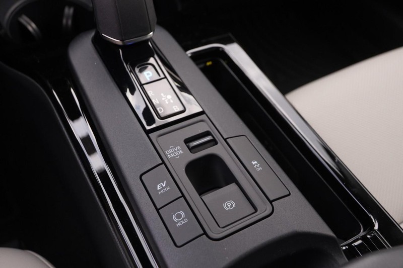 Toyota Prius Vehicle Image 20