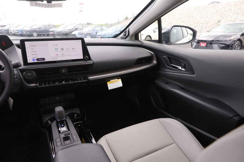 Toyota Prius Vehicle Image 26