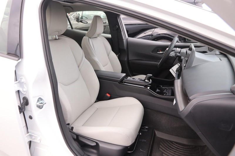 Toyota Prius Vehicle Image 27