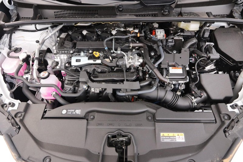 Toyota Prius Vehicle Image 28