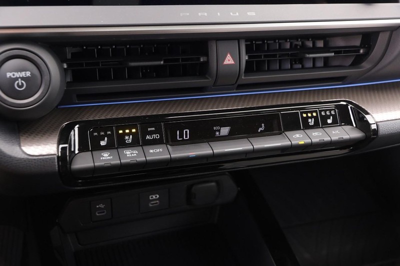 Toyota Prius Vehicle Image 19
