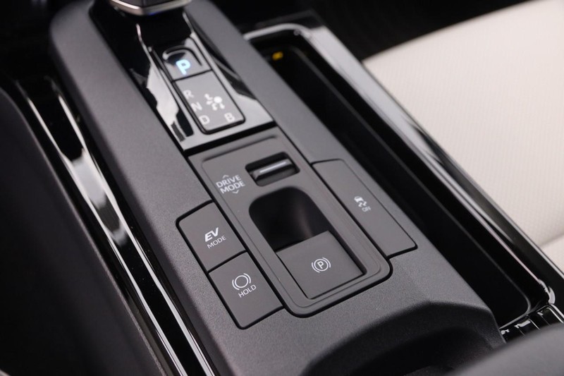 Toyota Prius Vehicle Image 20