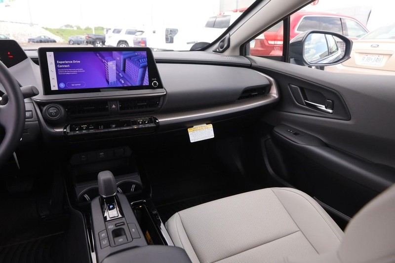 Toyota Prius Vehicle Image 26
