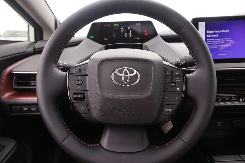 Toyota Prius Prime Vehicle Image 12