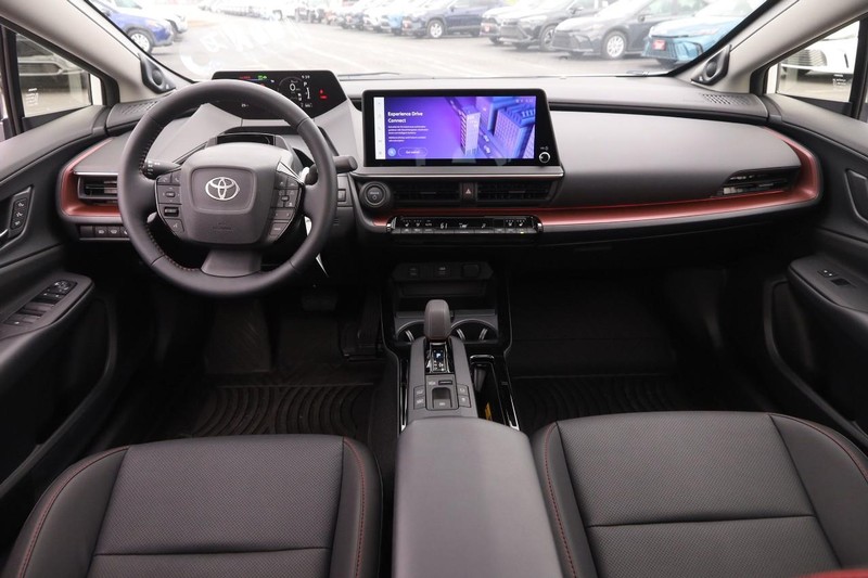 Toyota Prius Prime Vehicle Image 23