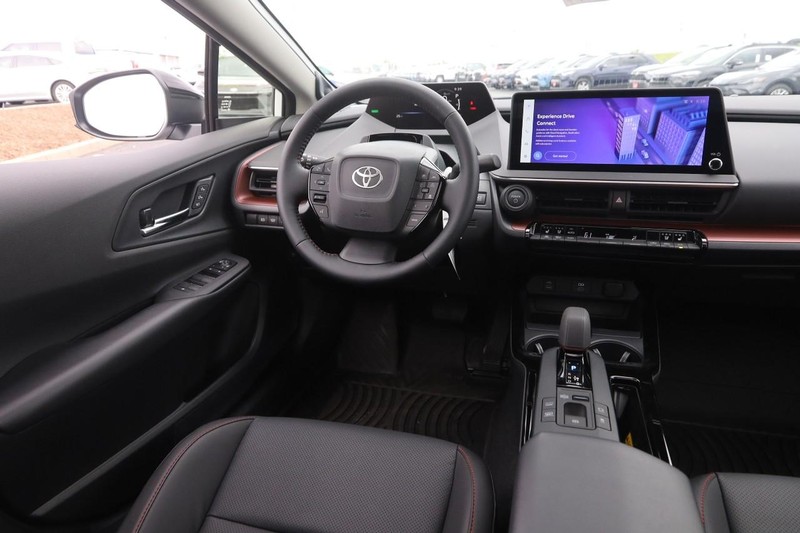 Toyota Prius Prime Vehicle Image 24