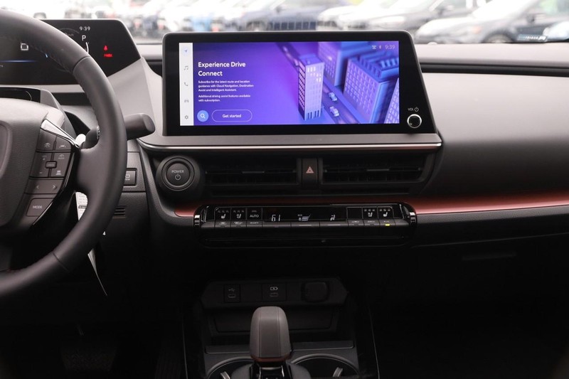 Toyota Prius Prime Vehicle Image 26