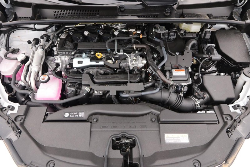 Toyota Prius Prime Vehicle Image 29