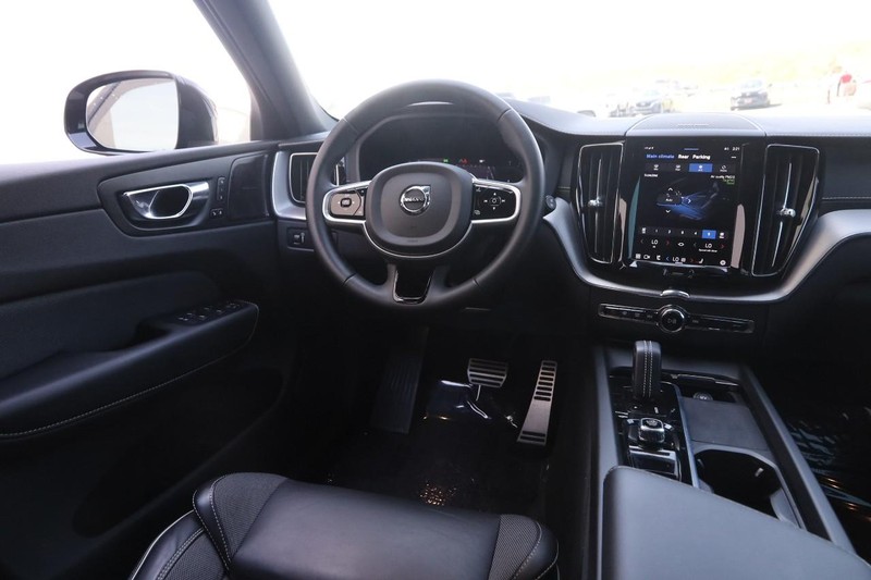 Volvo XC60 Vehicle Image 22