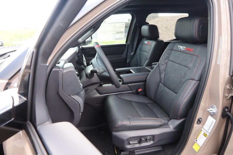 Toyota Tundra 4WD Vehicle Image 08