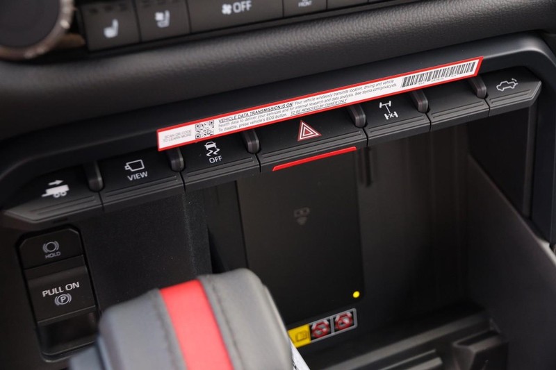 Toyota Tundra 4WD Vehicle Image 19