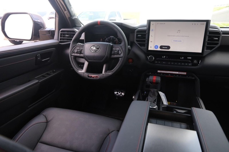 Toyota Tundra 4WD Vehicle Image 23