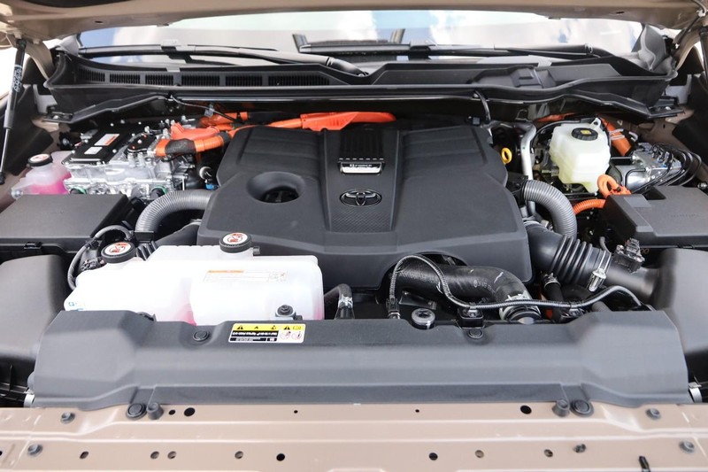 Toyota Tundra 4WD Vehicle Image 28