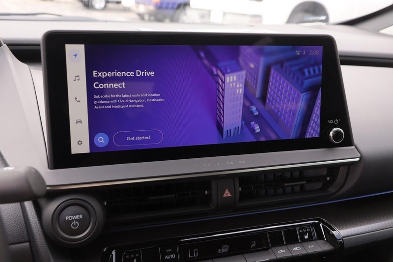 Toyota Prius Vehicle Image 16
