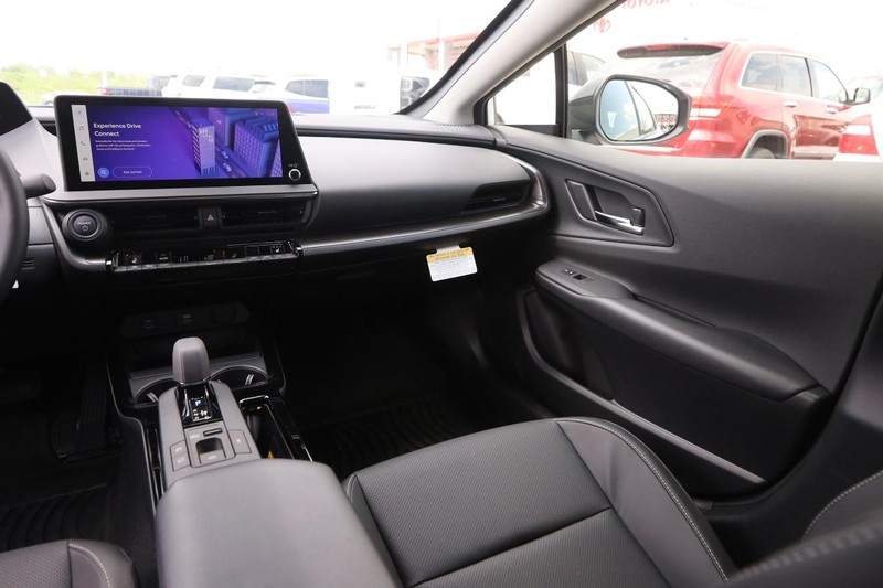 Toyota Prius Vehicle Image 25