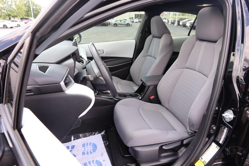 Toyota Corolla Vehicle Image 09