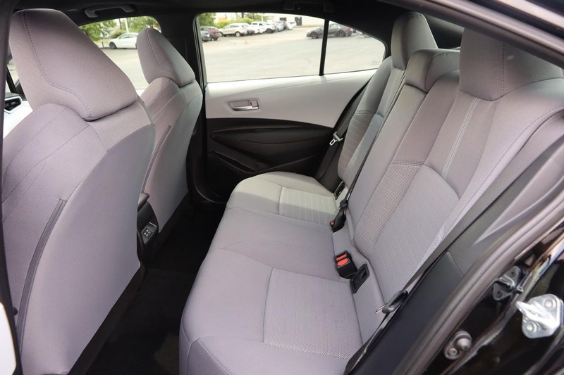 Toyota Corolla Vehicle Image 10