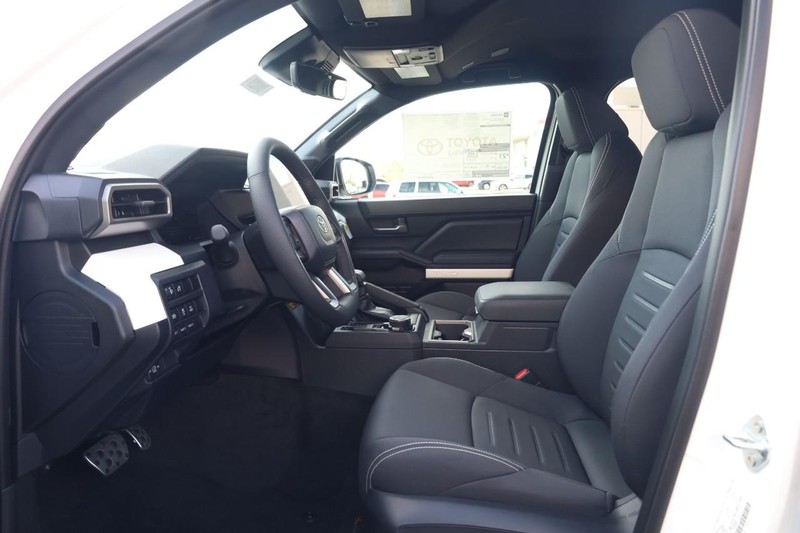 Toyota Tacoma 4WD Vehicle Image 20