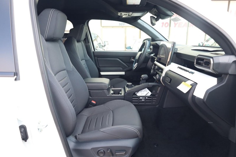Toyota Tacoma 4WD Vehicle Image 25