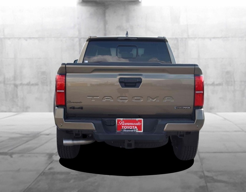 Toyota Tacoma 4WD Vehicle Image 06