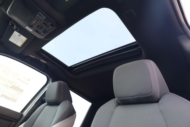 Toyota Tacoma 4WD Vehicle Image 21